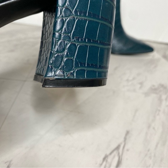 Steve Madden Nadalie Blue Crocodile Pointy Toe Bootie 7M - Picture 9 of 15